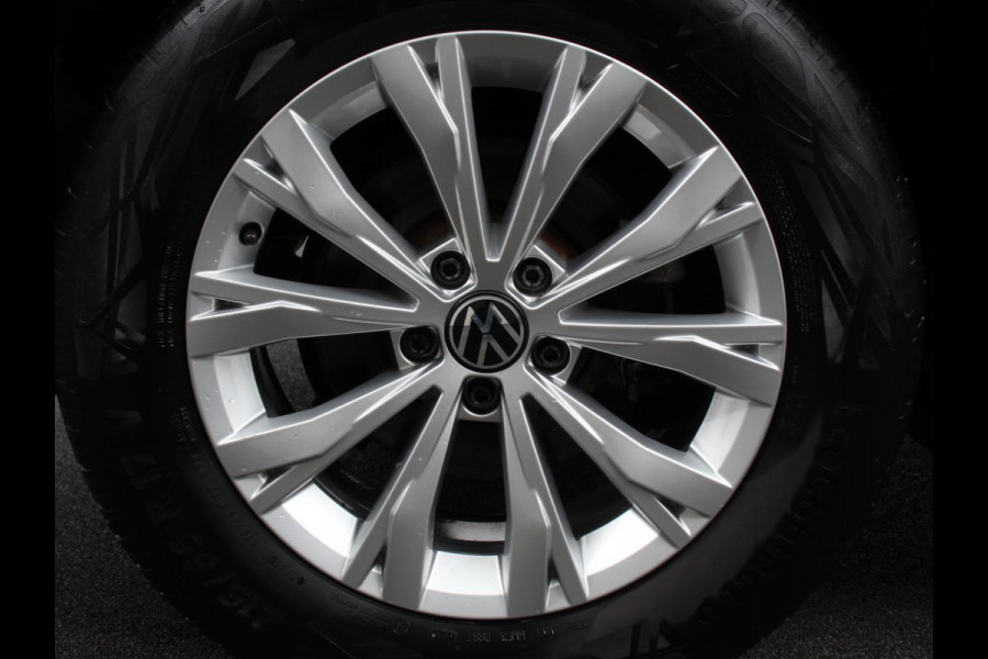 Volkswagen Tiguan 1.5 TSI DSG 150pk Life | Navigatie | Apple Carplay/Android Auto | Parkeersensoren | Adaptive cruise Control | Wegklapbare Trekhaak | Stoel- en stuurverwarming | Ledverlichting | Getinte ramen | Climate Control Volkswagen Tiguan 1.5 TSI DSG 150pk Life | Navigatie | Apple Carplay/Android Auto | Parkeersensoren | Adaptive cruise Control | Wegklapbare Trekhaak | Stoel- en stuurverwarming | Ledverlichting | Getinte ramen | Climate Control