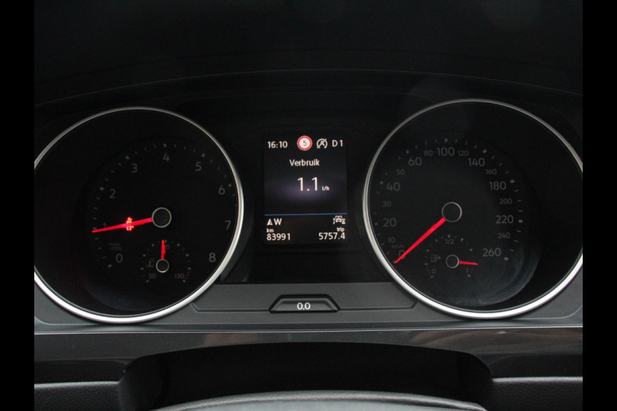Volkswagen Tiguan 1.5 TSI DSG 150pk Life | Navigatie | Apple Carplay/Android Auto | Parkeersensoren | Adaptive cruise Control | Wegklapbare Trekhaak | Stoel- en stuurverwarming | Ledverlichting | Getinte ramen | Climate Control Volkswagen Tiguan 1.5 TSI DSG 150pk Life | Navigatie | Apple Carplay/Android Auto | Parkeersensoren | Adaptive cruise Control | Wegklapbare Trekhaak | Stoel- en stuurverwarming | Ledverlichting | Getinte ramen | Climate Control
