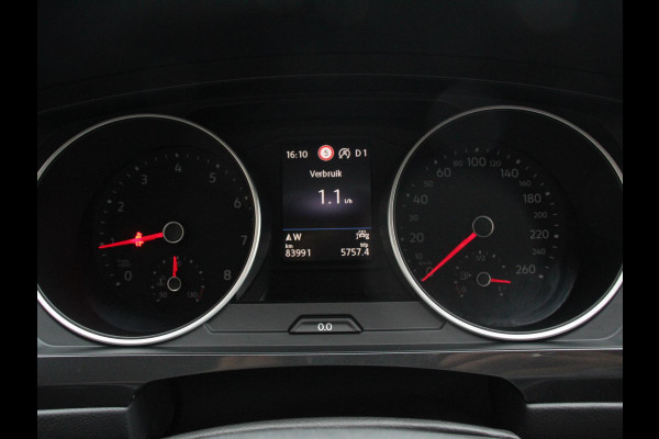 Volkswagen Tiguan 1.5 TSI DSG 150pk Life | Navigatie | Apple Carplay/Android Auto | Parkeersensoren | Adaptive cruise Control | Wegklapbare Trekhaak | Stoel- en stuurverwarming | Ledverlichting | Getinte ramen | Climate Control Volkswagen Tiguan 1.5 TSI DSG 150pk Life | Navigatie | Apple Carplay/Android Auto | Parkeersensoren | Adaptive cruise Control | Wegklapbare Trekhaak | Stoel- en stuurverwarming | Ledverlichting | Getinte ramen | Climate Control