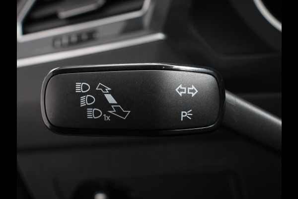 Volkswagen Tiguan 1.5 TSI DSG 150pk Life | Navigatie | Apple Carplay/Android Auto | Parkeersensoren | Adaptive cruise Control | Wegklapbare Trekhaak | Stoel- en stuurverwarming | Ledverlichting | Getinte ramen | Climate Control Volkswagen Tiguan 1.5 TSI DSG 150pk Life | Navigatie | Apple Carplay/Android Auto | Parkeersensoren | Adaptive cruise Control | Wegklapbare Trekhaak | Stoel- en stuurverwarming | Ledverlichting | Getinte ramen | Climate Control