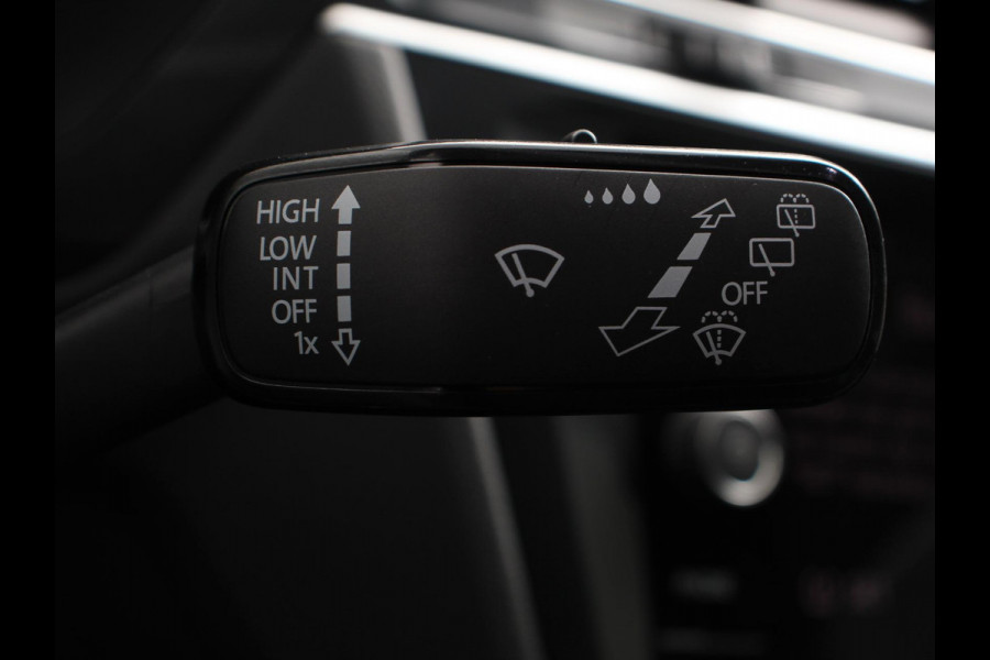 Volkswagen Tiguan 1.5 TSI DSG 150pk Life | Navigatie | Apple Carplay/Android Auto | Parkeersensoren | Adaptive cruise Control | Wegklapbare Trekhaak | Stoel- en stuurverwarming | Ledverlichting | Getinte ramen | Climate Control Volkswagen Tiguan 1.5 TSI DSG 150pk Life | Navigatie | Apple Carplay/Android Auto | Parkeersensoren | Adaptive cruise Control | Wegklapbare Trekhaak | Stoel- en stuurverwarming | Ledverlichting | Getinte ramen | Climate Control