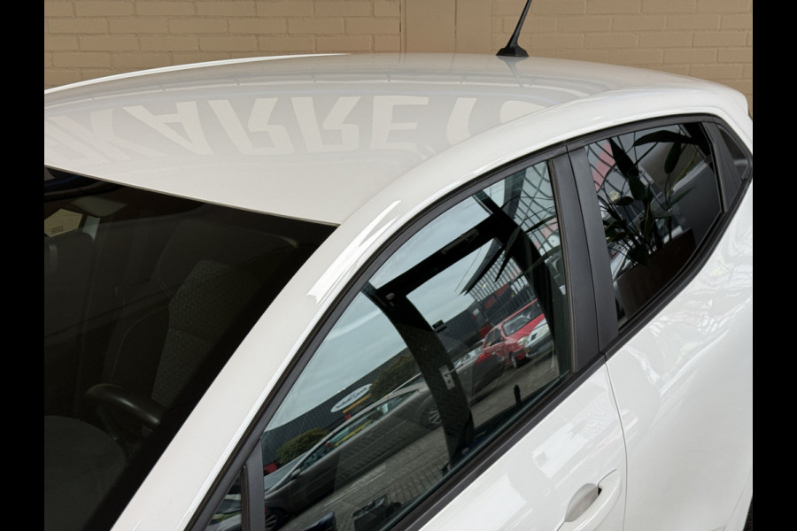 Renault Clio 1.0 TCe 90pk Techno | Navi | Camera | 16" | PDC V+A | Carplay | Renault Clio 1.0 TCe 90pk Techno | Navi | Camera | 16" | PDC V+A | Carplay |