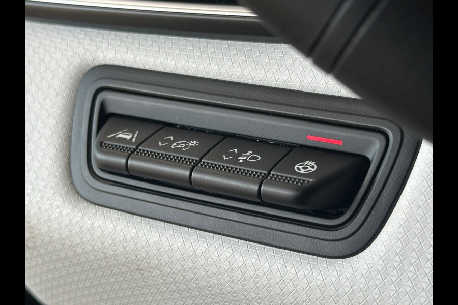 Renault Clio 1.0 TCe 90pk Techno | Navi | Camera | 16" | PDC V+A | Carplay | Renault Clio 1.0 TCe 90pk Techno | Navi | Camera | 16" | PDC V+A | Carplay |