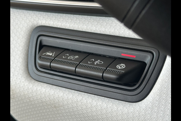 Renault Clio 1.0 TCe 90pk Techno | Navi | Camera | 16" | PDC V+A | Carplay | Renault Clio 1.0 TCe 90pk Techno | Navi | Camera | 16" | PDC V+A | Carplay |