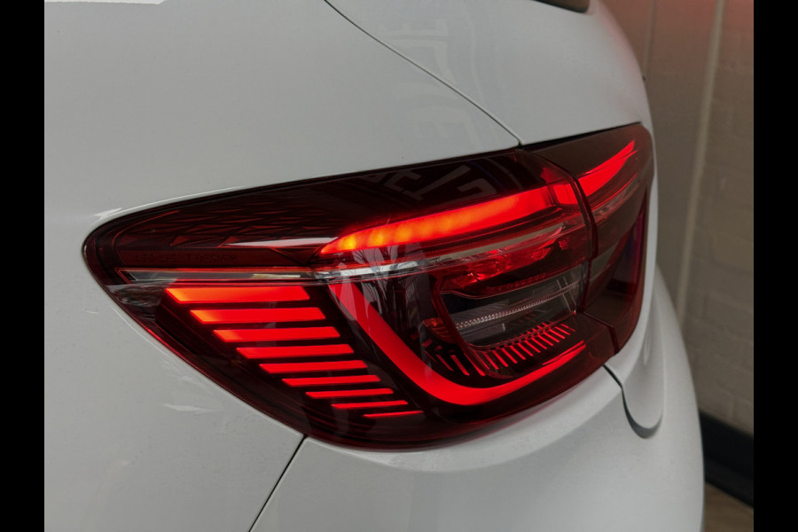 Renault Clio 1.0 TCe 90pk Techno | Navi | Camera | 16" | PDC V+A | Carplay | Renault Clio 1.0 TCe 90pk Techno | Navi | Camera | 16" | PDC V+A | Carplay |