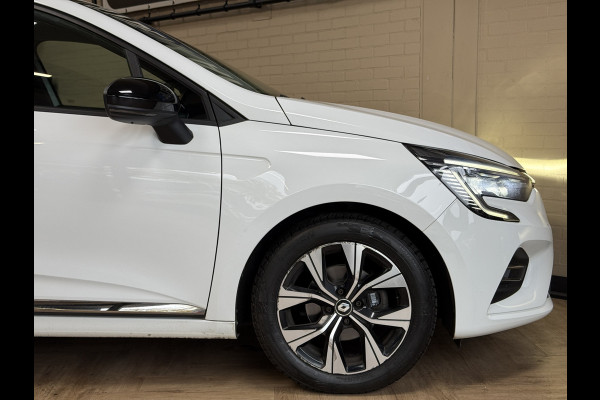 Renault Clio 1.0 TCe 90pk Techno | Navi | Camera | 16" | PDC V+A | Carplay | Renault Clio 1.0 TCe 90pk Techno | Navi | Camera | 16" | PDC V+A | Carplay |