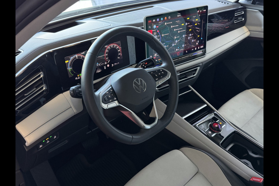Volkswagen Tiguan 1.5 eHYBRID 204PK ELEGANCE 360.CAM TREKHAAK ELEK.KLEP XL.NAVI MATRIX.LED HARMAN KARDON HEADUP "Volkswagen rijden begint bij Topautos.nl – 75 topmodellen direct op voorraad!"