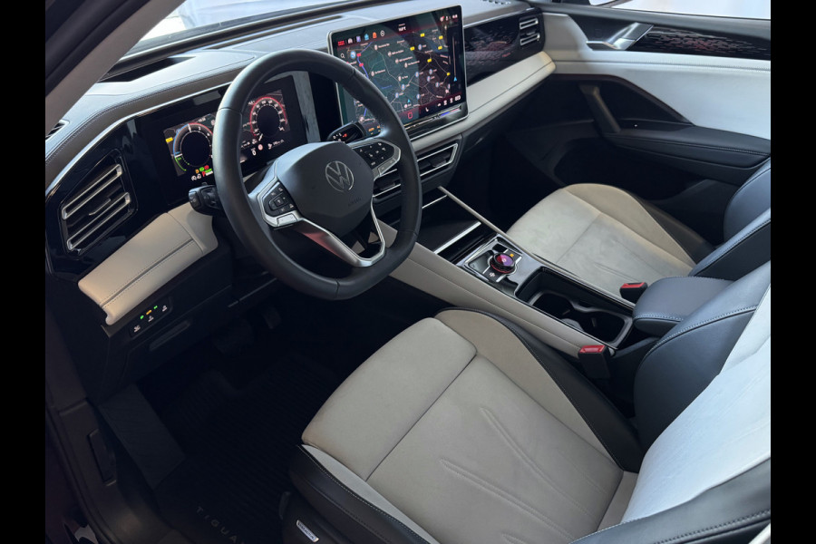 Volkswagen Tiguan 1.5 eHYBRID 204PK ELEGANCE 360.CAM TREKHAAK ELEK.KLEP XL.NAVI MATRIX.LED HARMAN KARDON HEADUP "Volkswagen rijden begint bij Topautos.nl – 75 topmodellen direct op voorraad!"