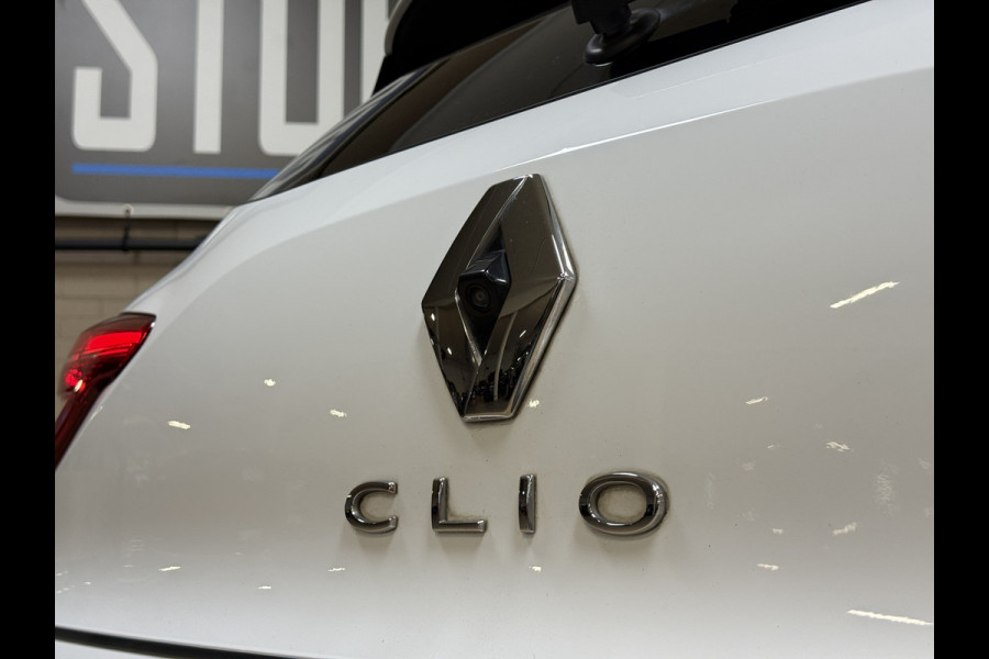 Renault Clio 1.0 TCe 90pk Techno | Navi | Camera | 16" | PDC V+A | Carplay | Renault Clio 1.0 TCe 90pk Techno | Navi | Camera | 16" | PDC V+A | Carplay |