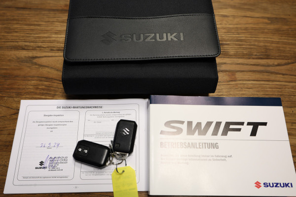 Suzuki Swift 1.2 Style Smart Hybrid AUT ACC CARPLAY CAMERA STOELVW KEYLS '24