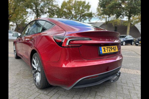 Tesla Model 3 Long Range AWD 78 kWh TREKHAAK | FULL SELFDRIVE | VOLLEDIGE FABRIEKSGARANTIE T/M 12-2027/80.000KM | AANDRIJFLIJN EN ACCU GARANTIE T/M 12-2031