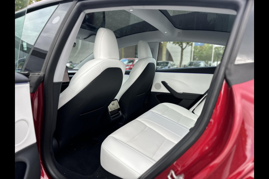 Tesla Model 3 Long Range AWD 78 kWh TREKHAAK | FULL SELFDRIVE | VOLLEDIGE FABRIEKSGARANTIE T/M 12-2027/80.000KM | AANDRIJFLIJN EN ACCU GARANTIE T/M 12-2031