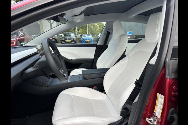 Tesla Model 3 Long Range AWD 78 kWh TREKHAAK | FULL SELFDRIVE | VOLLEDIGE FABRIEKSGARANTIE T/M 12-2027/80.000KM | AANDRIJFLIJN EN ACCU GARANTIE T/M 12-2031