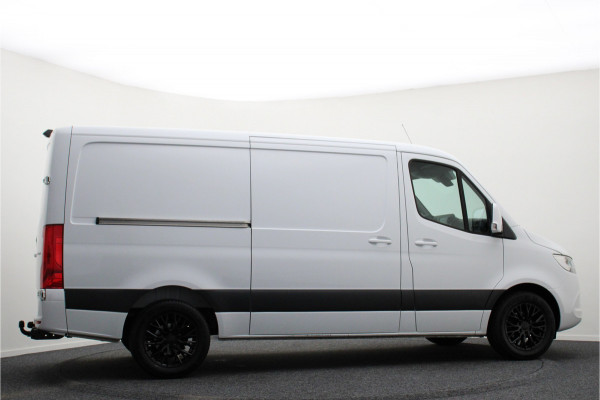 Mercedes-Benz Sprinter 317 CDI Aut. L2H1 3-Zits, Leer, Camera, Standkachel, Apple Carplay, Trekhaak, DAB