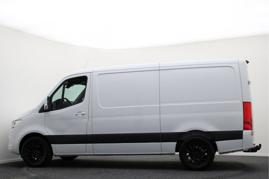 Mercedes-Benz Sprinter 317 CDI Aut. L2H1 3-Zits, Leer, Camera, Standkachel, Apple Carplay, Trekhaak, DAB
