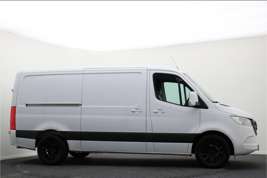 Mercedes-Benz Sprinter 317 CDI Aut. L2H1 3-Zits, Leer, Camera, Standkachel, Apple Carplay, Trekhaak, DAB