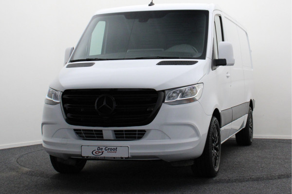 Mercedes-Benz Sprinter 317 CDI Aut. L2H1 3-Zits, Leer, Camera, Standkachel, Apple Carplay, Trekhaak, DAB