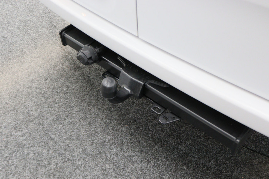 Mercedes-Benz Sprinter 317 CDI Aut. L2H1 3-Zits, Leer, Camera, Standkachel, Apple Carplay, Trekhaak, DAB