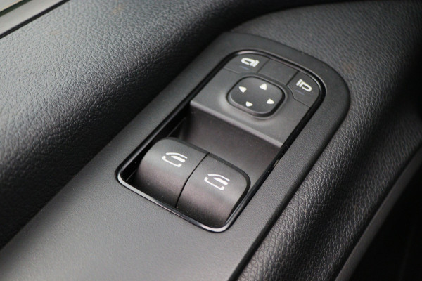 Mercedes-Benz Sprinter 317 CDI Aut. L2H1 3-Zits, Leer, Camera, Standkachel, Apple Carplay, Trekhaak, DAB