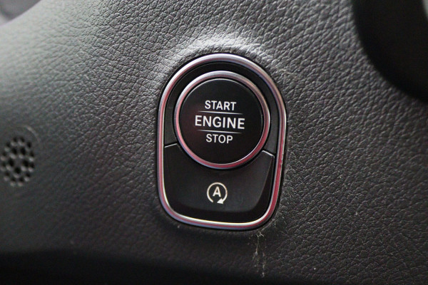 Mercedes-Benz Sprinter 317 CDI Aut. L2H1 3-Zits, Leer, Camera, Standkachel, Apple Carplay, Trekhaak, DAB
