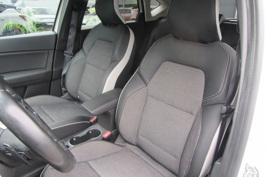 Renault Captur 1.3 TCe 130 Automaat Edition One, Camera, Trekhaak Renault Captur 1.3 TCe 130 Automaat Edition One, Camera, Trekhaak