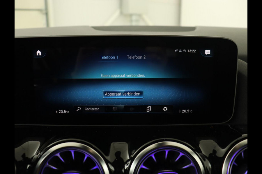 Mercedes-Benz B-Klasse 200 Business Solution AMG | Half Leder/Alcantara | Stoelverwarming | Sfeerverlichting | Camera | Navigatie