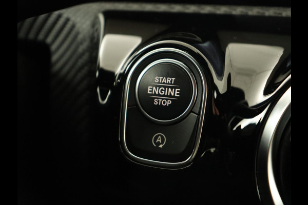 Mercedes-Benz CLA-Klasse Shooting Brake 180 Business Line | Half Leder | 1e eigenaar | Stoelverwarming | Cruise Control | Navigatie | Camera | Widescreen Mercedes-Benz CLA-Klasse Shooting Brake 180 Business Line | Half Leder | 1e eigenaar | Stoelverwarming | Cruise Control | Navigatie | Camera | Widescreen