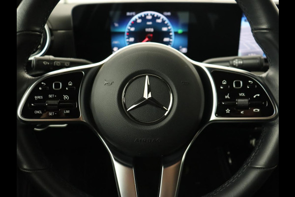 Mercedes-Benz CLA-Klasse Shooting Brake 180 Business Line | Half Leder | 1e eigenaar | Stoelverwarming | Cruise Control | Navigatie | Camera | Widescreen Mercedes-Benz CLA-Klasse Shooting Brake 180 Business Line | Half Leder | 1e eigenaar | Stoelverwarming | Cruise Control | Navigatie | Camera | Widescreen
