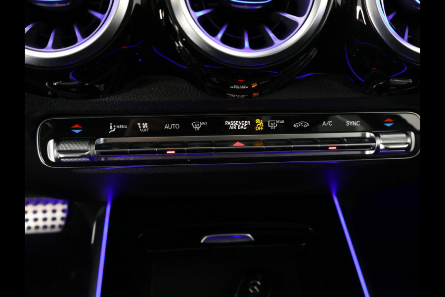 Mercedes-Benz Glb 200 BUSINESS AMG 7 ZITS NL AUTO 1e EIG GAR.2031* SCHUIF KANTELDAK.NAVI.CAMERA ETC