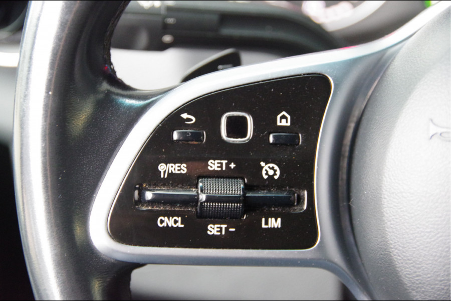 Mercedes-Benz Sprinter 319 3.0 CDI V6 L2H1 AUT. LED, LEDER, 3.5T TREKHAAK, MBUX 10'', STOELVERWARMING, NAVI, CRUISE, CLIMA, PARKEERSENSOREN, NL AUTO, N