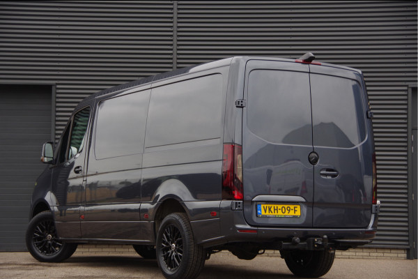 Mercedes-Benz Sprinter 319 3.0 CDI V6 L2H1 AUT. LED, LEDER, 3.5T TREKHAAK, MBUX 10'', STOELVERWARMING, NAVI, CRUISE, CLIMA, PARKEERSENSOREN, NL AUTO, N