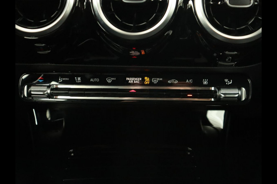 Mercedes-Benz CLA-Klasse Shooting Brake 250 e AMG Line | Half Leder | Carplay | Stoelverwarming | Camera | LED | Navigatie | Adaptive Cruise Mercedes-Benz CLA-Klasse Shooting Brake 250 e AMG Line | Half Leder | Carplay | Stoelverwarming | Camera | LED | Navigatie | Adaptive Cruise