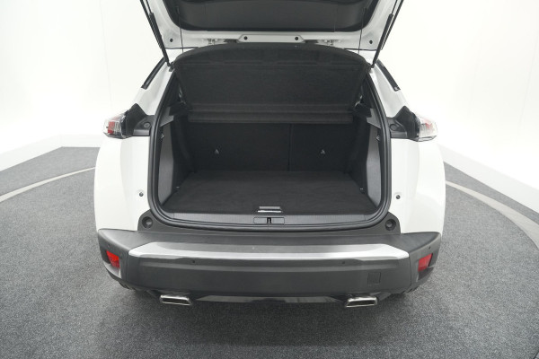 Peugeot 2008 PureTech 130 Allure | Camera | Adaptieve Cruise Control | Stoelverwarming Peugeot 2008 PureTech 130 Allure | Camera | Adaptieve Cruise Control | Stoelverwarming