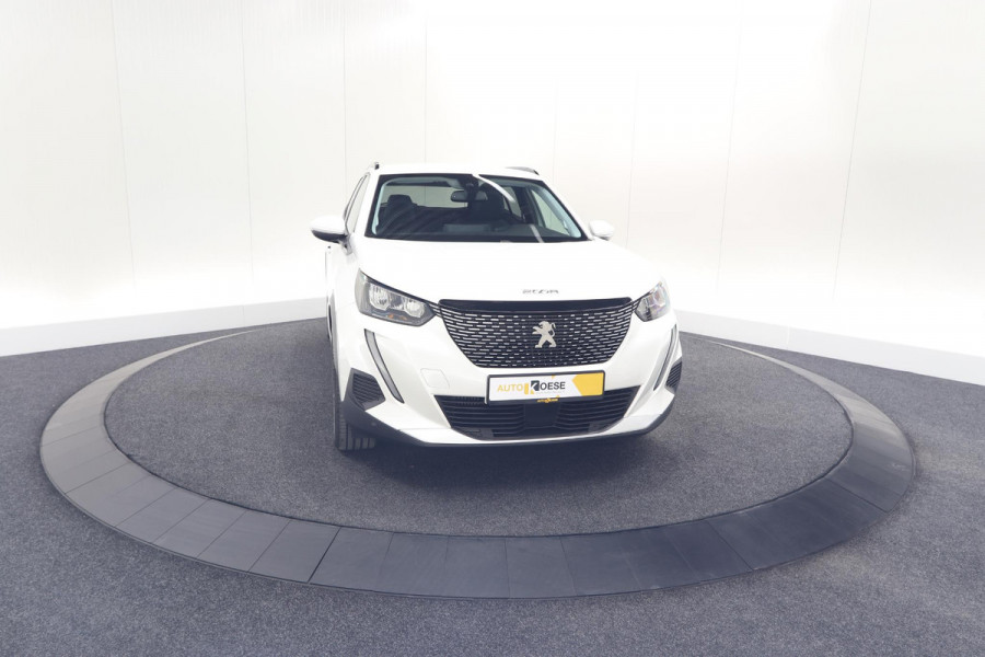 Peugeot 2008 PureTech 130 Allure | Camera | Adaptieve Cruise Control | Stoelverwarming Peugeot 2008 PureTech 130 Allure | Camera | Adaptieve Cruise Control | Stoelverwarming