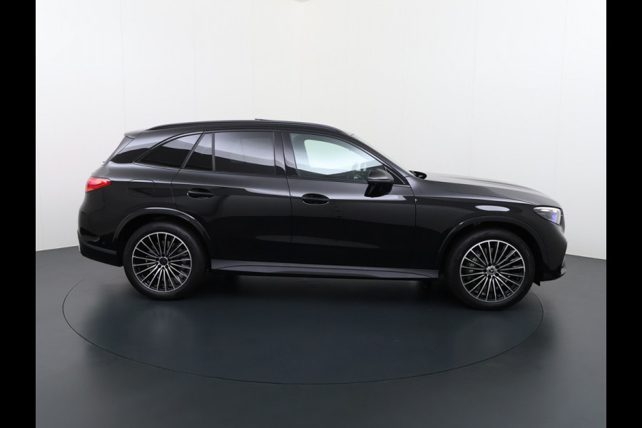 Mercedes-Benz GLC 300 e 4MATIC AMG Line | Achterasbesturing Luchtvering Burmester Head-Up Trekhaak Memory