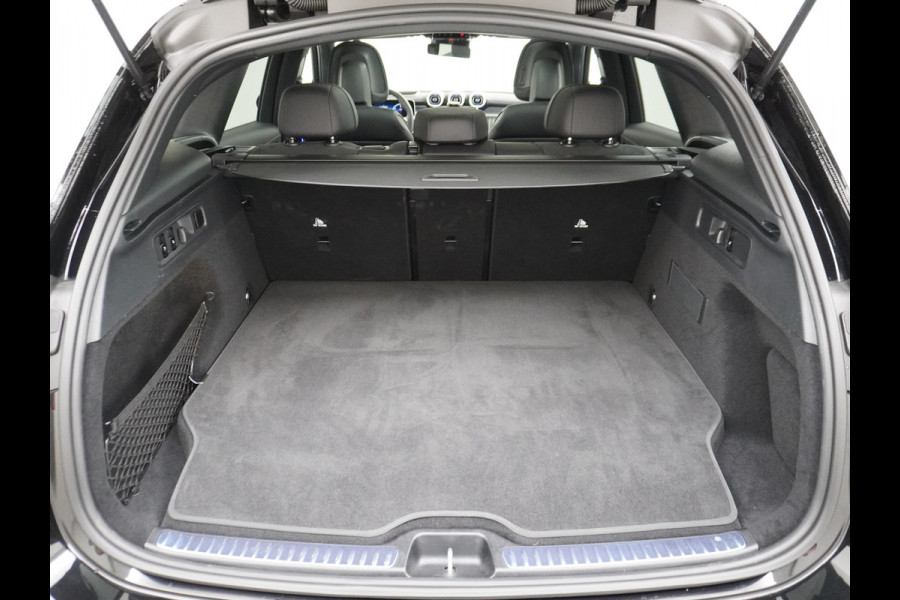 Mercedes-Benz GLC 300 e 4MATIC AMG Line | Achterasbesturing Luchtvering Burmester Head-Up Trekhaak Memory