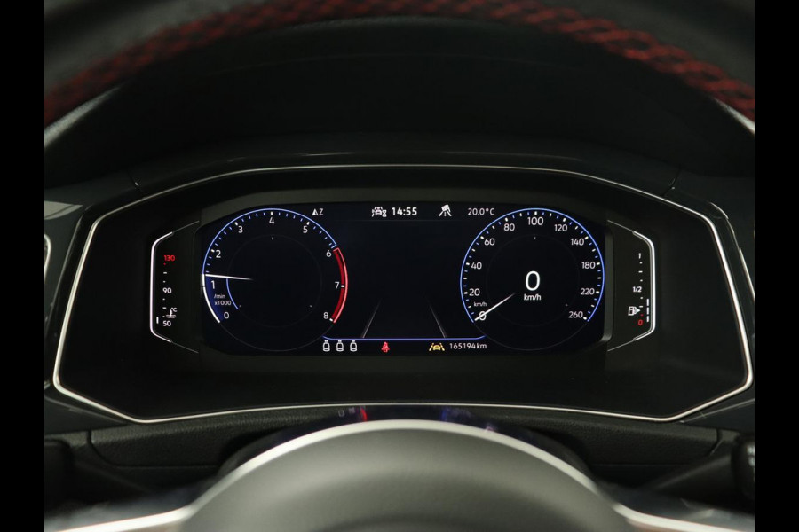 Volkswagen T-Roc 1.5 TSI Sport | Panoramadak | Carplay | Adaptive cruise | Camera | Afneembare Trekhaak | Navigatie | Active Info Display