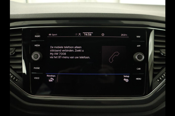 Volkswagen T-Roc 1.5 TSI Sport | Panoramadak | Carplay | Adaptive cruise | Camera | Afneembare Trekhaak | Navigatie | Active Info Display