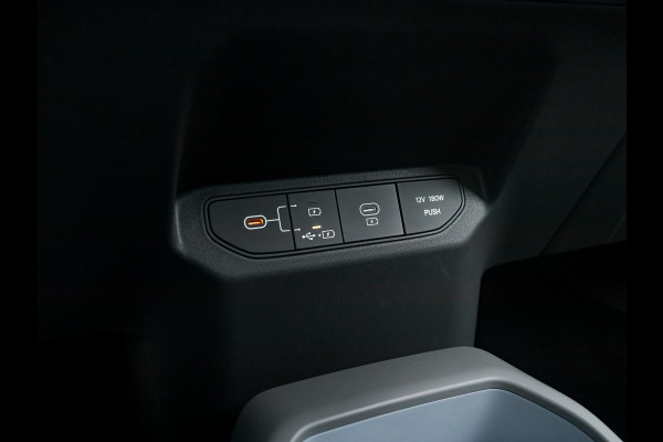 Kia EV3 Plus Advanced 81.4 kWh l DIRECT LEVERBAAR | Schuifkanteldak | Harman en kardon | 17% bijtelling