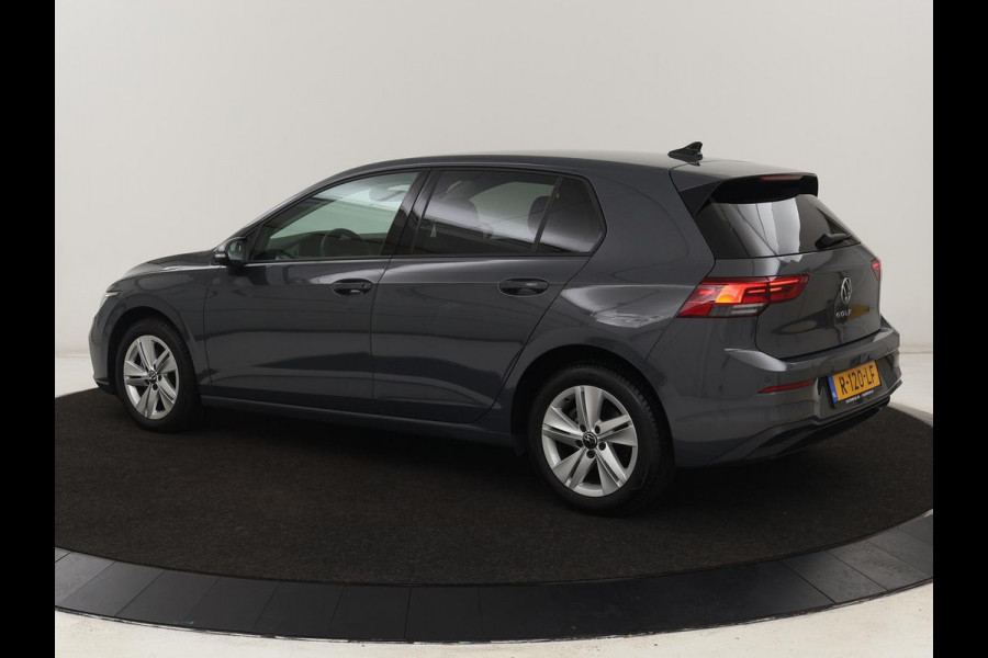 Volkswagen Golf 1.5 TSI Life Business | Adaptive Cruise | Stoelverwarming | Camera | Memory | Carplay | Navigatie | Sfeerverlichting