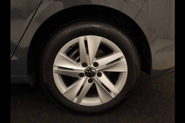 Volkswagen Golf 1.5 TSI Life Business | Adaptive Cruise | Stoelverwarming | Camera | Memory | Carplay | Navigatie | Sfeerverlichting