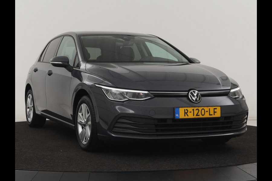 Volkswagen Golf 1.5 TSI Life Business | Adaptive Cruise | Stoelverwarming | Camera | Memory | Carplay | Navigatie | Sfeerverlichting
