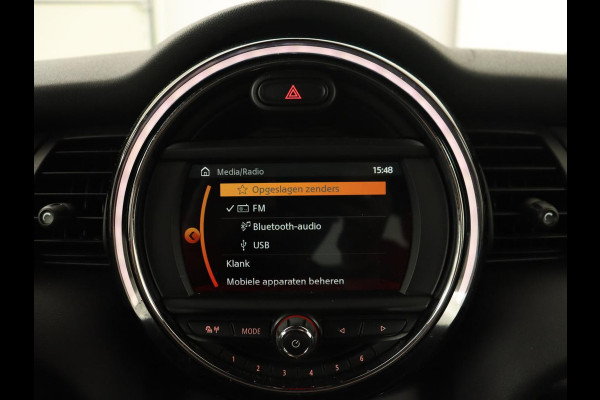 MINI Mini 1.5 Cooper | LED | Navigatie | Carplay | Cruise Control | Sportstoelen | Bleutooth | PDC | Airco