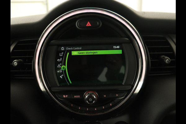 MINI Mini 1.5 Cooper | LED | Navigatie | Carplay | Cruise Control | Sportstoelen | Bleutooth | PDC | Airco