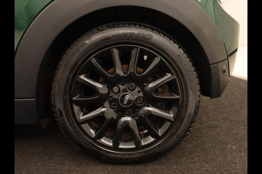 MINI Mini 1.5 Cooper | LED | Navigatie | Carplay | Cruise Control | Sportstoelen | Bleutooth | PDC | Airco
