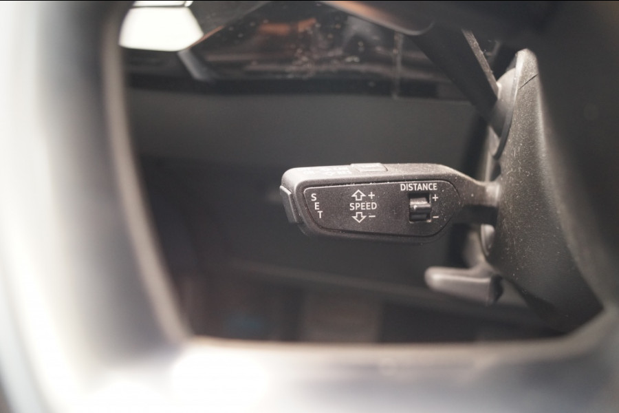 Audi e-tron 50 Quattro 71kWh S-Line Edition -PANO-LEER-ECC- Audi e-tron 50 Quattro 71kWh S-Line Edition -PANO-LEER-ECC-