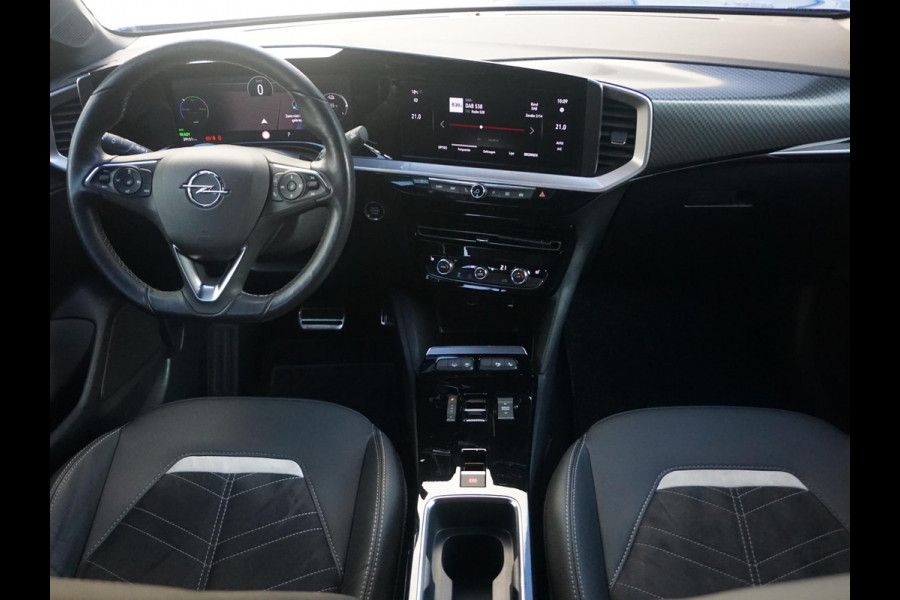 Opel Mokka-e Ultimate 50-kWh 11kw 3-fase Leder Alcantara | Soh batterij 100% Opel Mokka-e Ultimate 50-kWh 11kw 3-fase Leder Alcantara | Soh batterij 100%