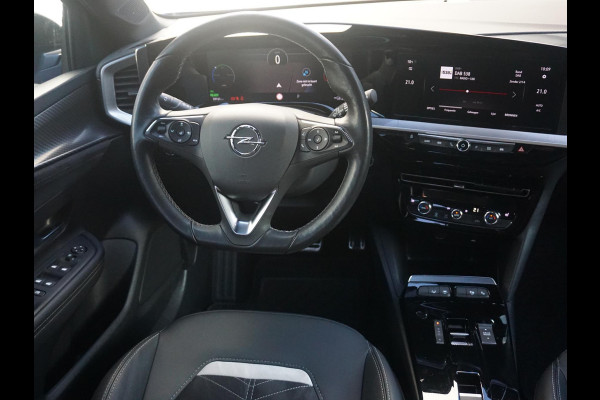 Opel Mokka-e Ultimate 50-kWh 11kw 3-fase Leder Alcantara | Soh batterij 100% Opel Mokka-e Ultimate 50-kWh 11kw 3-fase Leder Alcantara | Soh batterij 100%