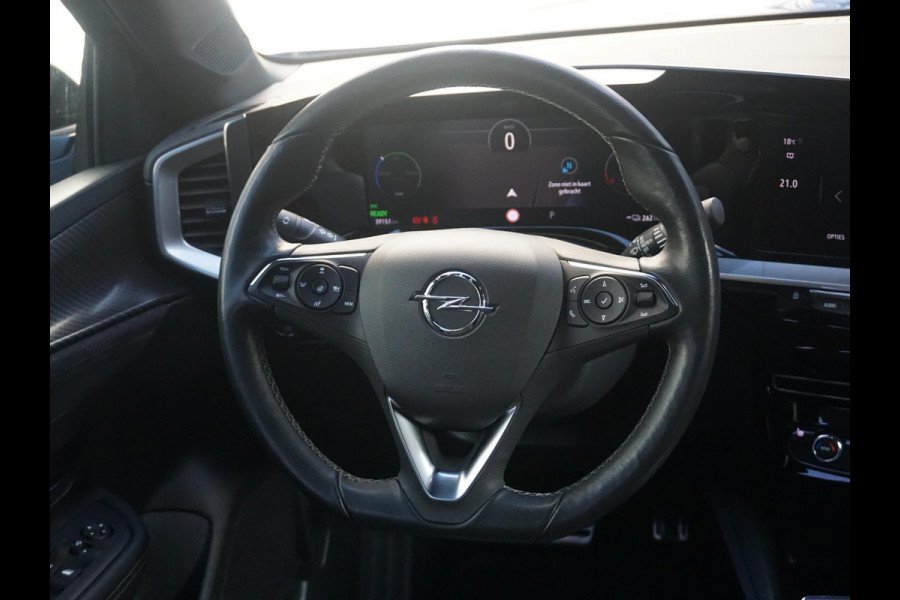 Opel Mokka-e Ultimate 50-kWh 11kw 3-fase Leder Alcantara | Soh batterij 100% Opel Mokka-e Ultimate 50-kWh 11kw 3-fase Leder Alcantara | Soh batterij 100%