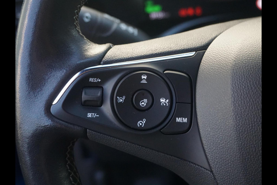 Opel Mokka-e Ultimate 50-kWh 11kw 3-fase Leder Alcantara | Soh batterij 100% Opel Mokka-e Ultimate 50-kWh 11kw 3-fase Leder Alcantara | Soh batterij 100%